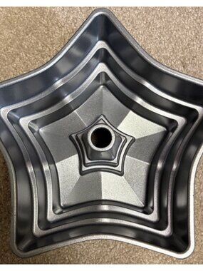 Nordic Ware American Star Bundt Pan Cast Aluminum 10 Cup Usa July 4